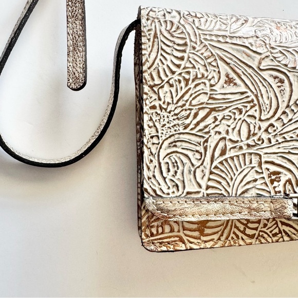 Patricia Nash Metallic Forest Tooled Collection Appricale Leather Crossbody Bag - Picture 8 of 16